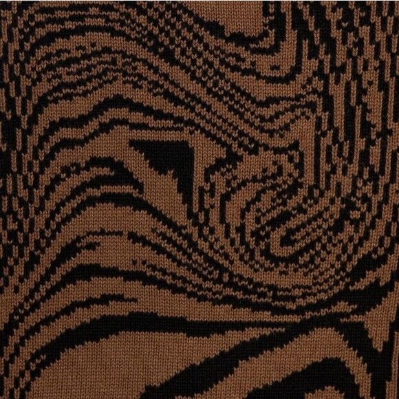 Good American Swirl Intarsia Crop Boxy Sweater NWT
Size 5/6 in Sepia002 - Picture 6 of 15